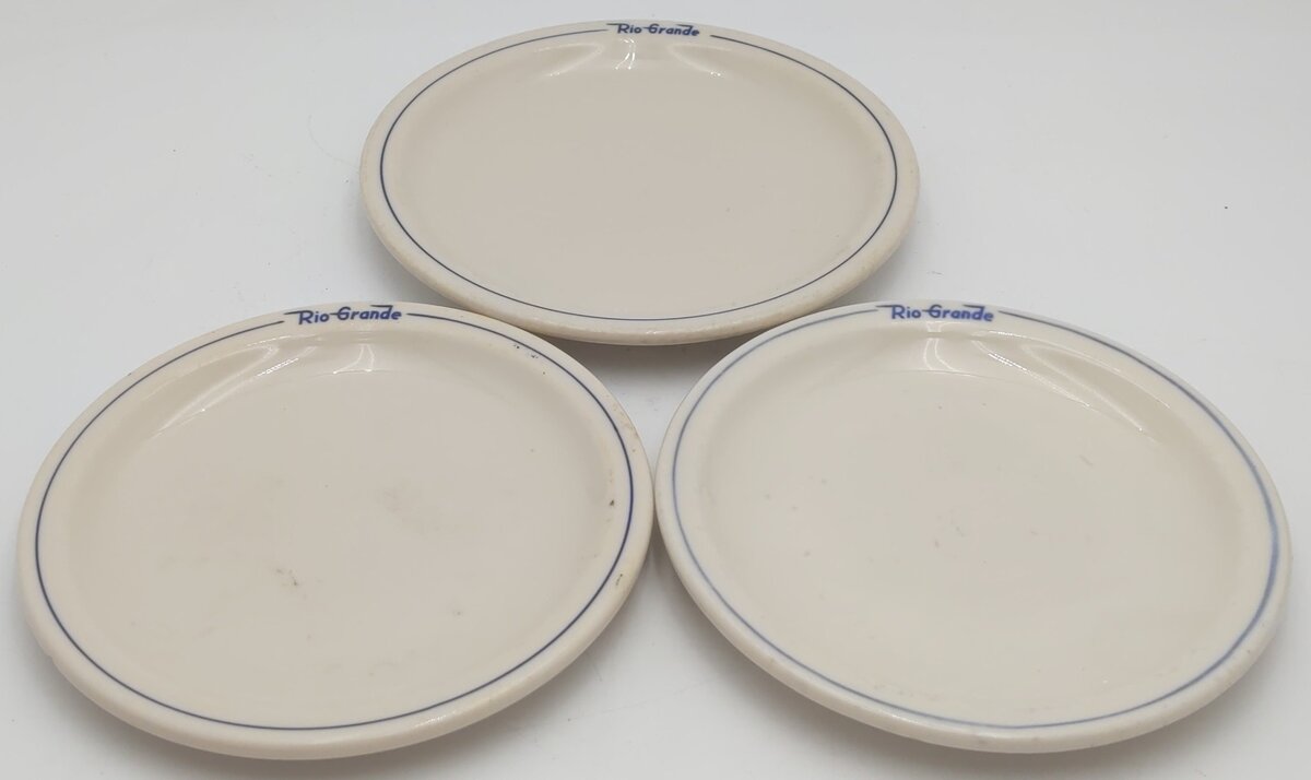 Syracuse China Rio Grande Prospector Pattern Small & Medium Plates [3] EX