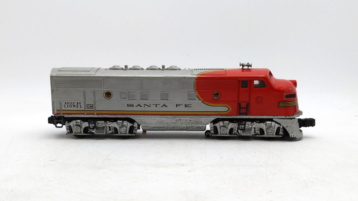 Lionel 2353P Vintage O Santa Fe F3 Powered A Unit Diesel VG/Box