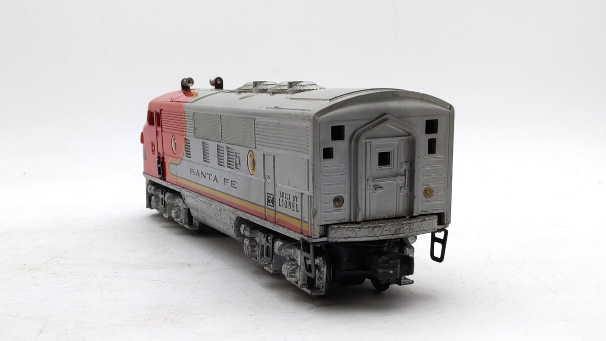 Lionel 2353P Vintage O Santa Fe F3 Powered A Unit Diesel VG/Box