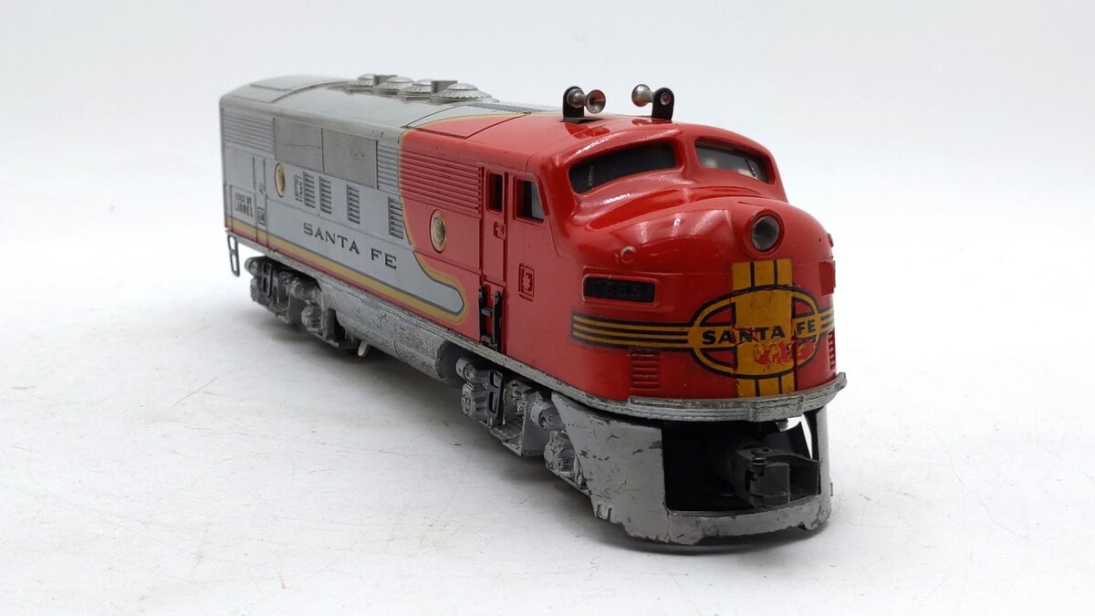 Lionel 2353P Vintage O Santa Fe F3 Powered A Unit Diesel VG/Box
