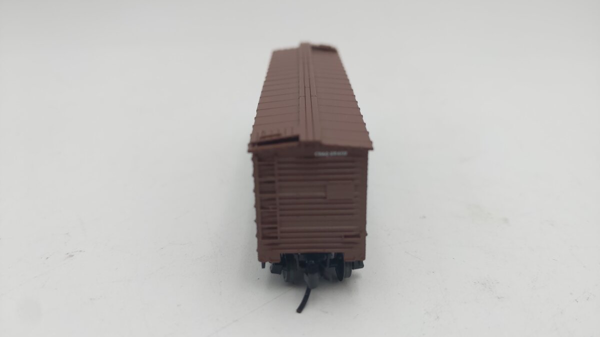 Micro-Trains 02800150 N CB&Q 40' Outside Braced Single Door Box Ca #25402 EX/Box