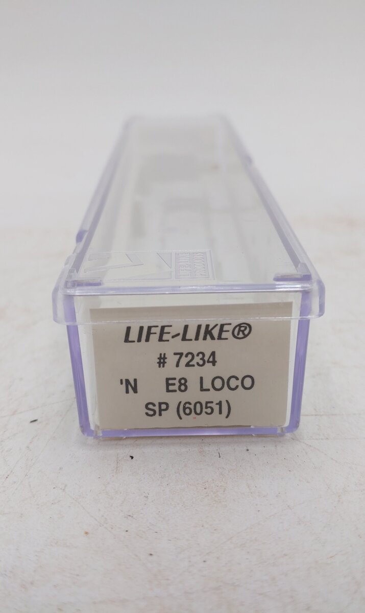 Life Like 7234 N Scale Southern Pacific E8 Diesel Locomotive #6051 EX/Box
