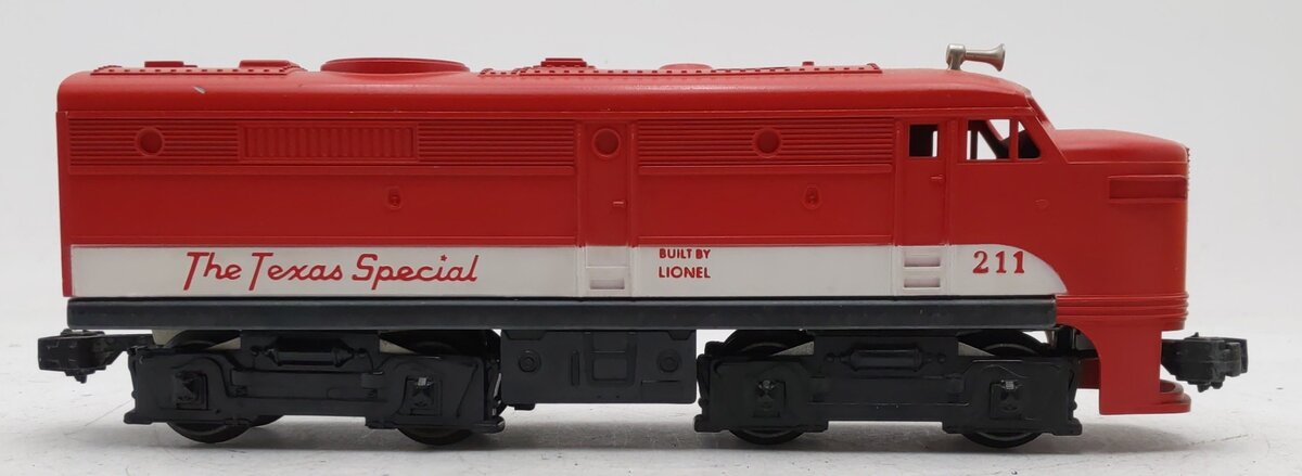 Lionel 211 Vintage O Gauge Texas Special A-Unit Non-powered Diesel Locomotive VG/Box