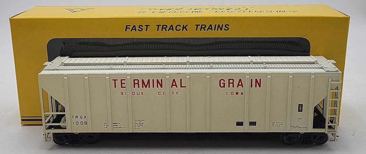 American Models S Scale Terminal Grain 3-Bay Cover Hopper #1009 EX/Box