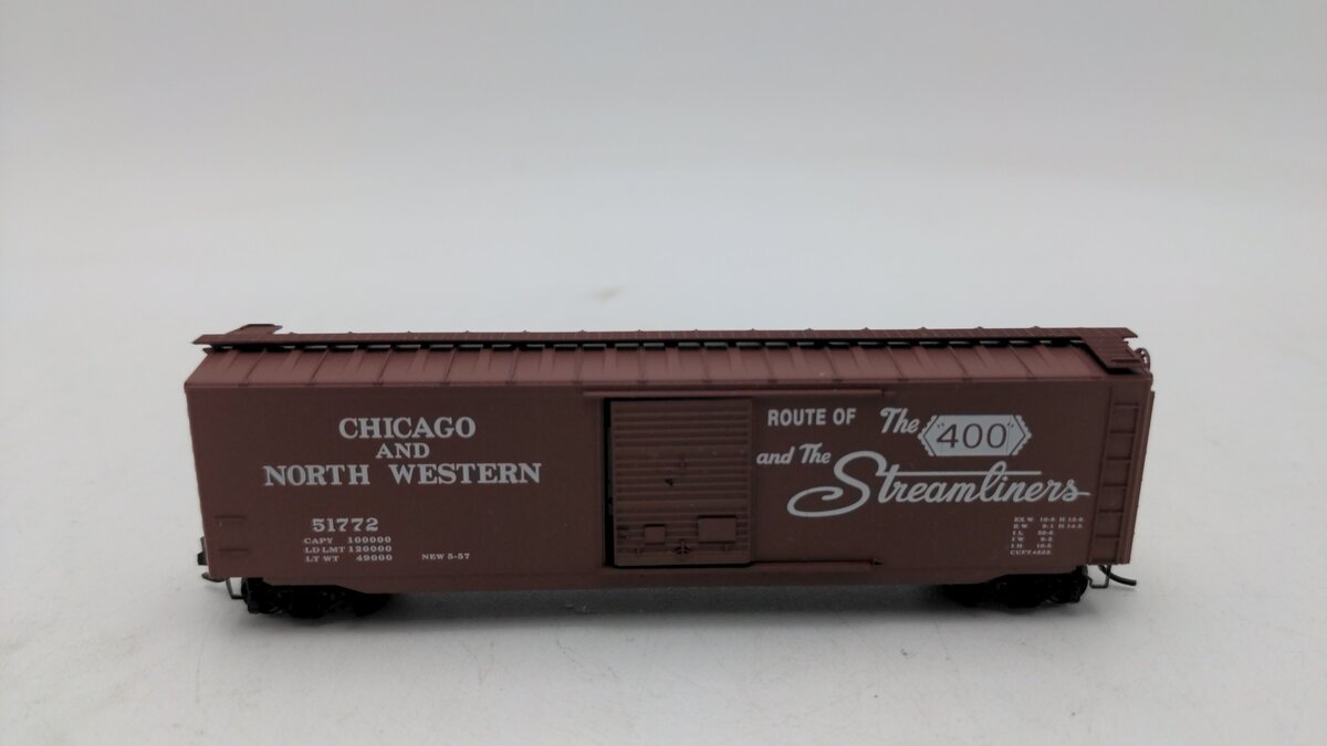 Micro-Trains 03100110 N Chicago & North Western 50' Single Door Boxcar #51722 EX/Box
