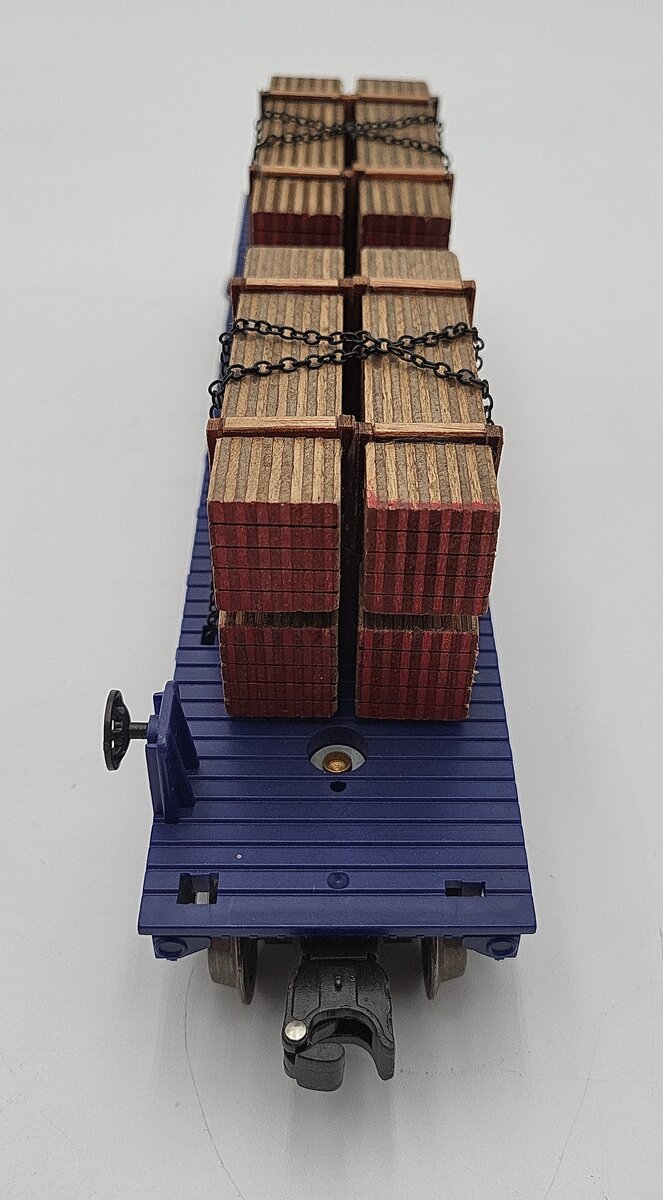 Menards 279-0840 O Gauge Alaska Flatcar W/ Lumber Load #10273 LN/Box
