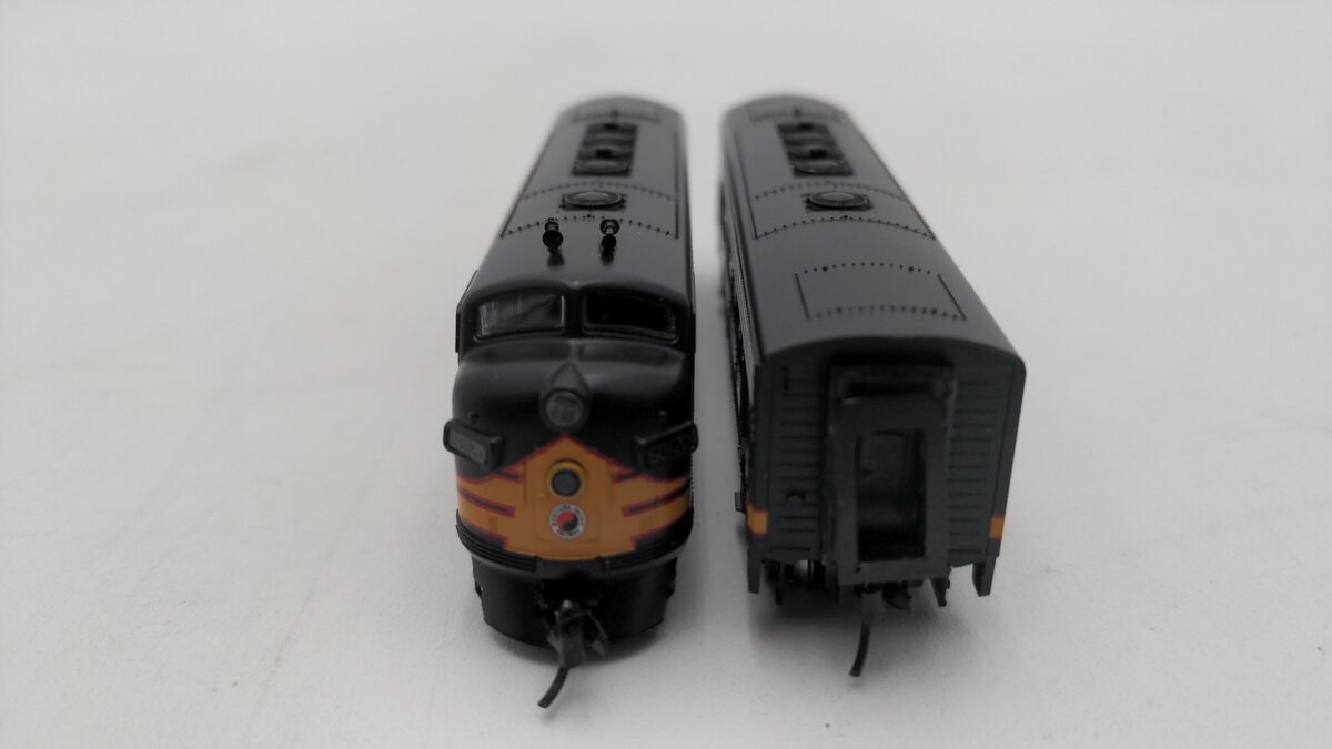 Kato 106-0423-DCC N NP EMD F7A & F7B Diesel Locomotive #6012C/6012D with DCC EX/Box
