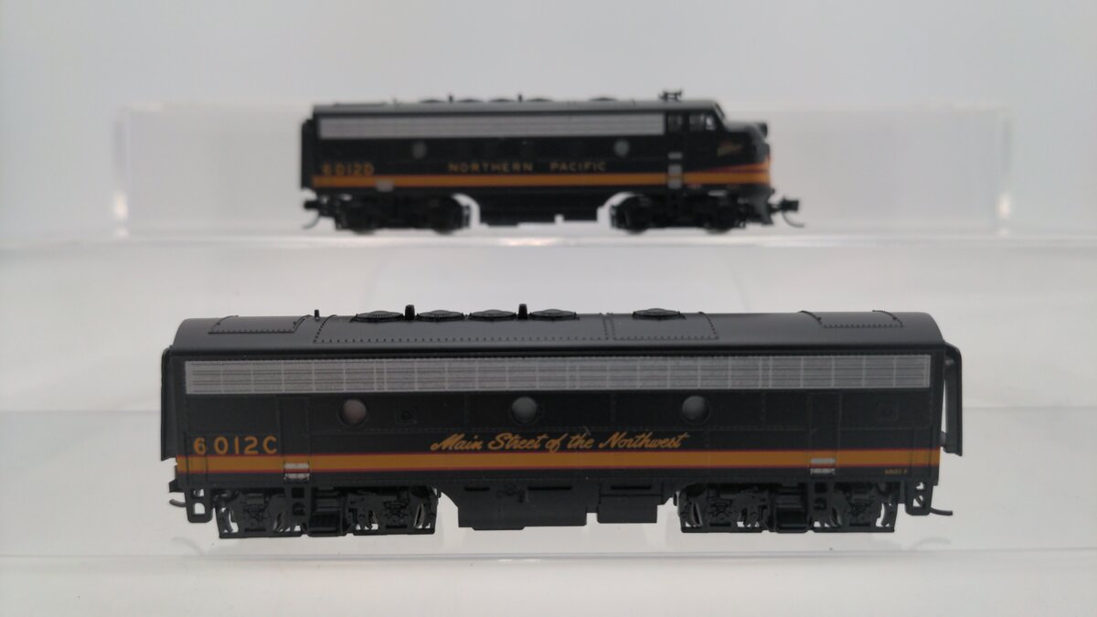 Kato 106-0423-DCC N NP EMD F7A & F7B Diesel Locomotive #6012C/6012D with DCC EX/Box
