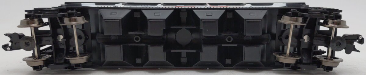 Menards 279-3582 O Gauge New Haven 4-Bay Covered Hopper #12699 EX