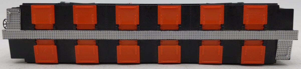 Menards 279-3582 O Gauge New Haven 4-Bay Covered Hopper #12699 EX