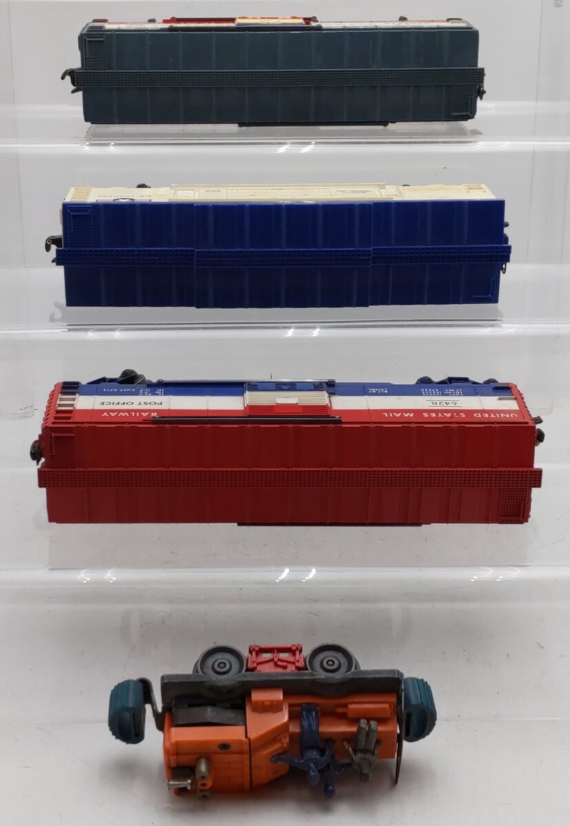 Lionel Vintage O Gauge Freight Cars #50,3665,6428,6464275 [4] VG