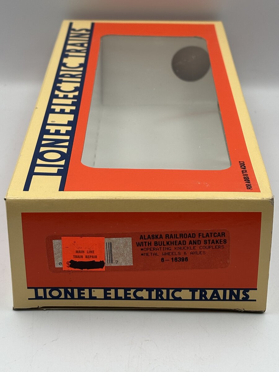 Lionel 6-16396 O Gauge Alaska Railroad Flatcar with Bulkheads and Stakes LN/Box