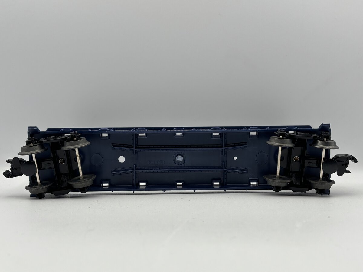 Lionel 6-16396 O Gauge Alaska Railroad Flatcar with Bulkheads and Stakes LN/Box