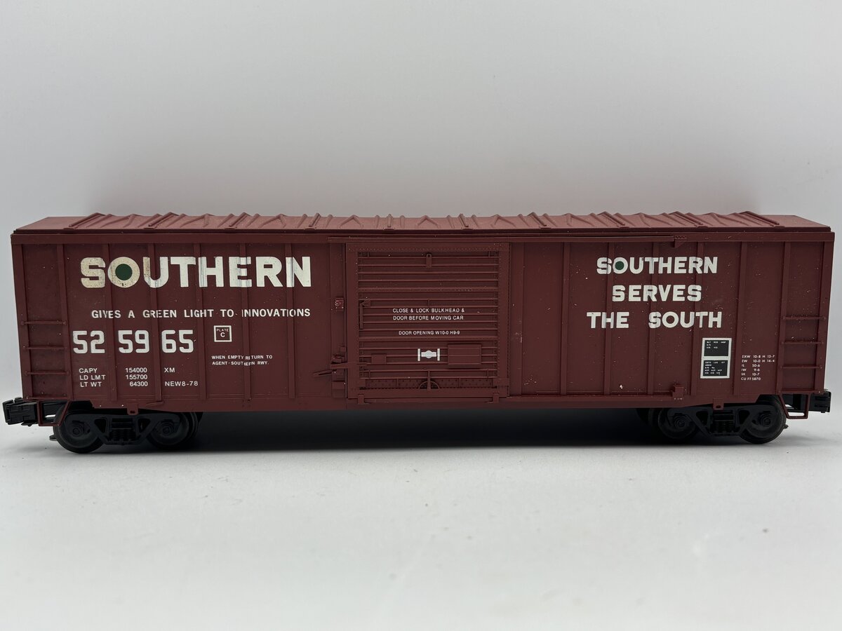 Weaver 525965 O Gauge Southern Boxcar - 3 Rail VG
