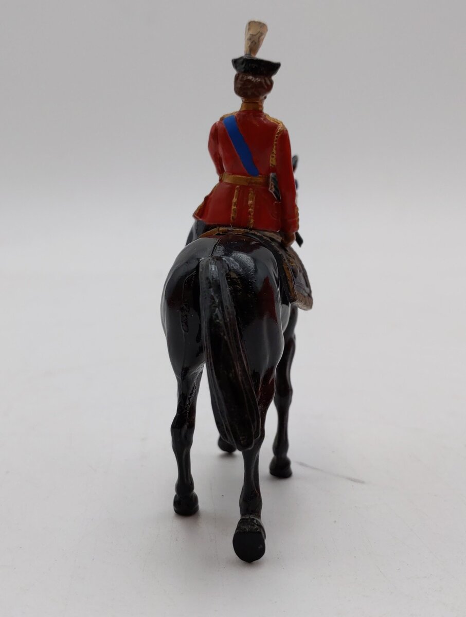 Britains The-Queen 1:32 Hand Painted 7232 Her Majesty Queen Elizabeth LN/Box