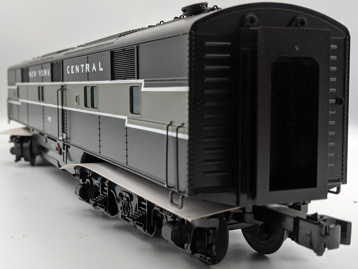Lionel 6-24582 New York Central E7 B-Unit Non-Powered Diesel Locomotive #4105 MT/Box