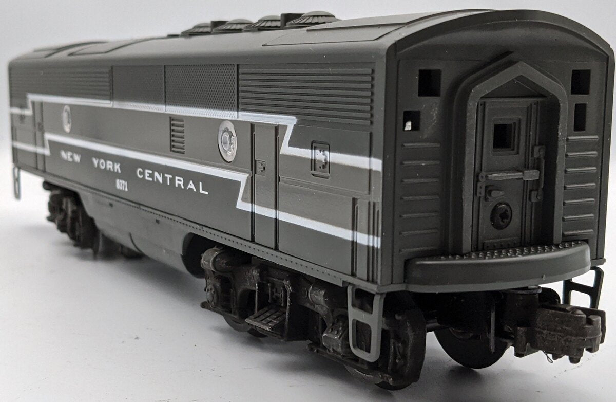 Lionel 6-8371 NYC F-3 B Unit Non-Powered Diesel Locomotive with Horn LN/Box