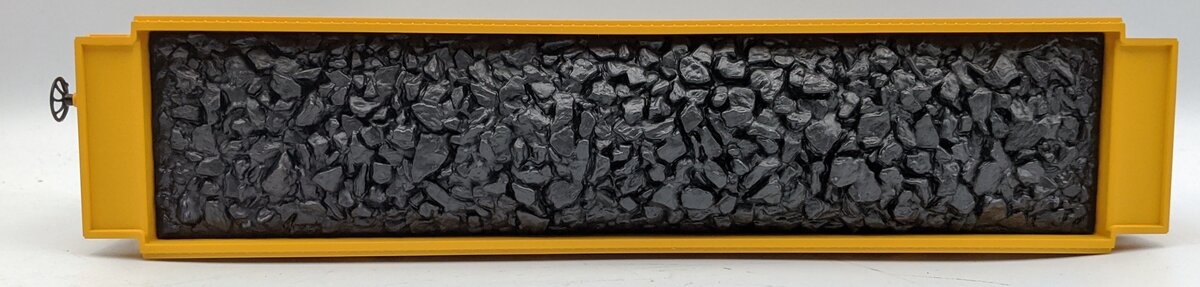 Lionel 6-19930 O Gauge Lionel Railroader Club 4-Bay Hopper with Load #19930 LN/Box