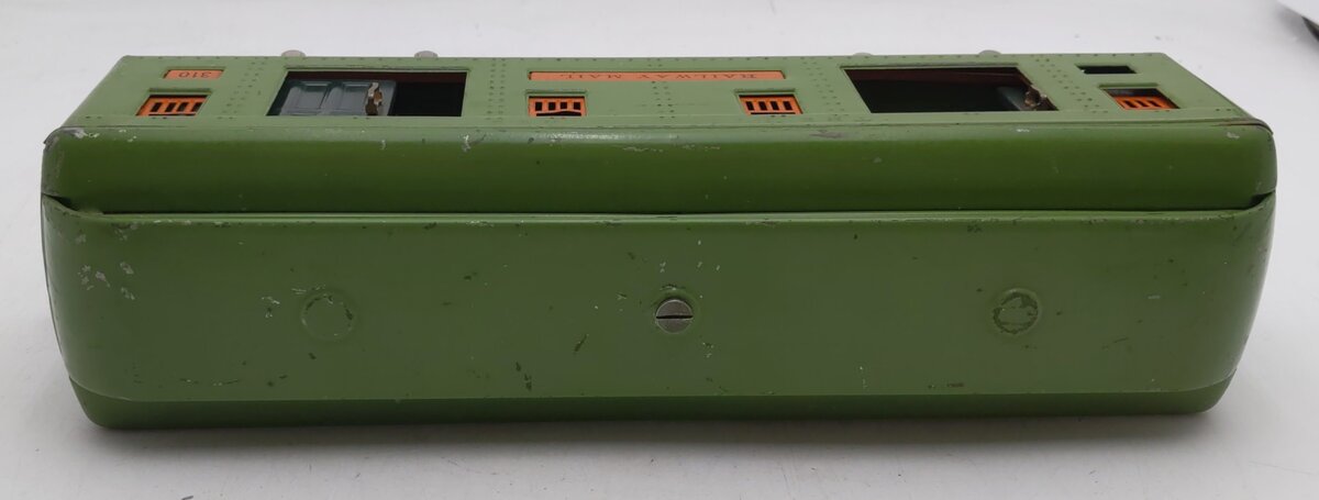 Lionel 310 Vintage Standard Gauge Illuminated Pea Green/Orange Baggage Car #310 EX