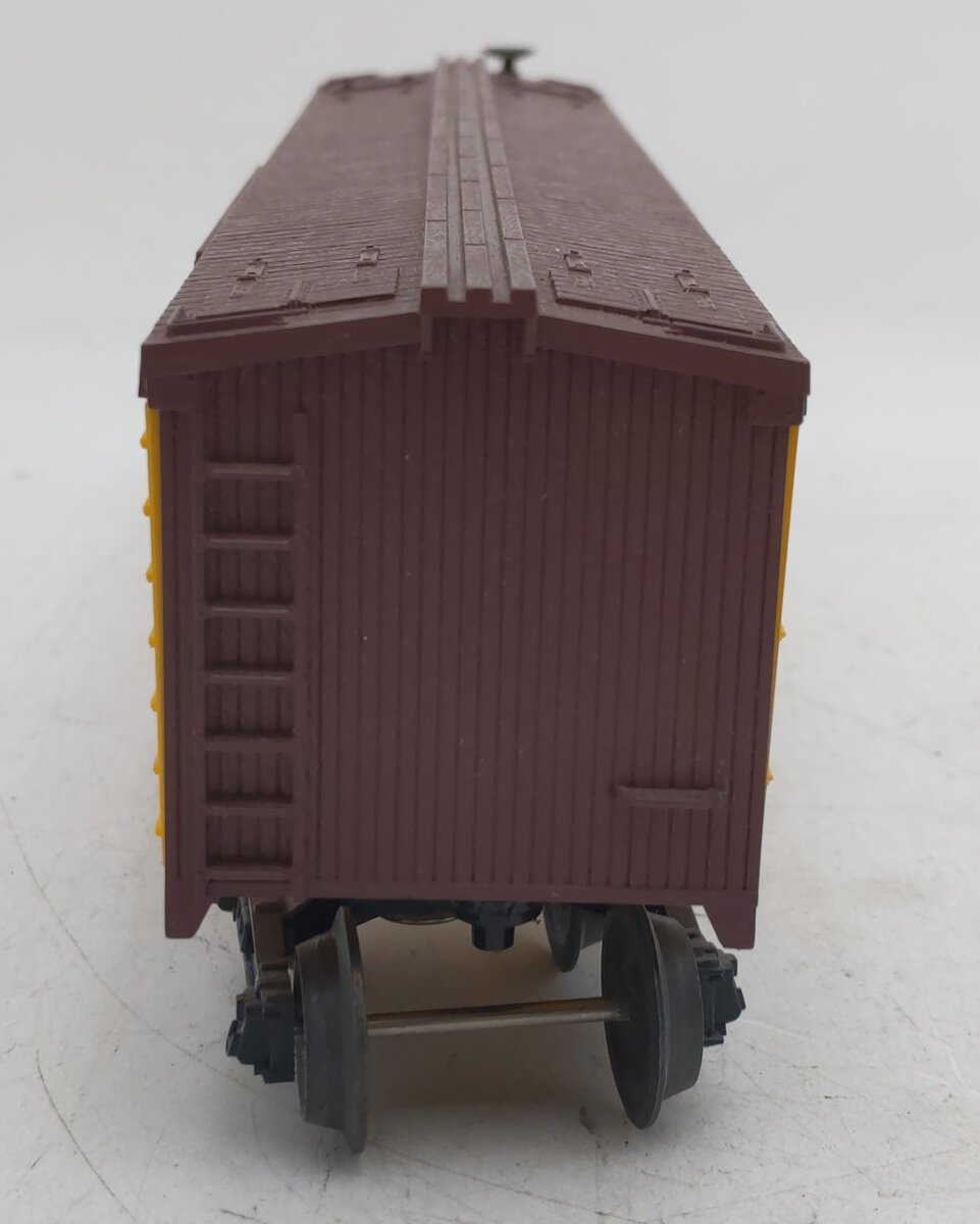 Lionel 6-5722 O Gauge Nickel Plate Road Woodside Reefer #5722 LN