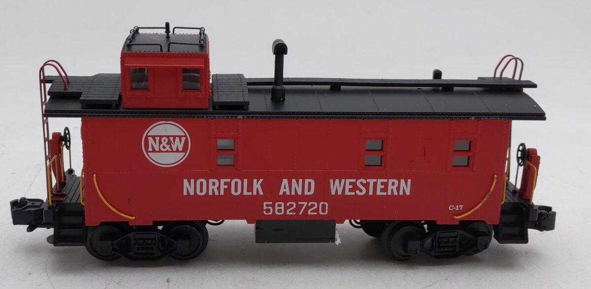 MTH 20-91027 O Gauge Norfolk & Western Steel Caboose #562720 EX/Box