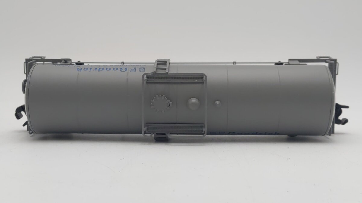 American Models 510 S Gauge B.F. Goodrich Tank Car #72285 [Hi-Rail] LN/Box