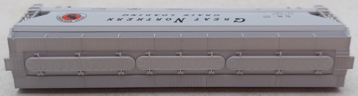 Micro-Trains 09400160 N Great Northern 3-Bay ACF Covered Hopper #171747