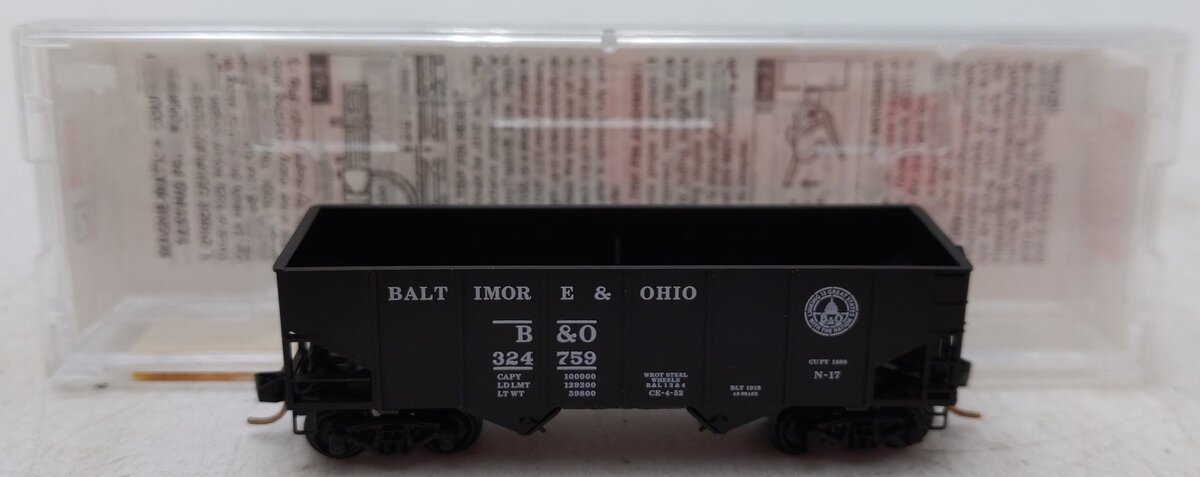 Micro-Trains 05600310 N Baltimore & Ohio 33' Twin Bay Rib Side Hopper #324759 EX/Box
