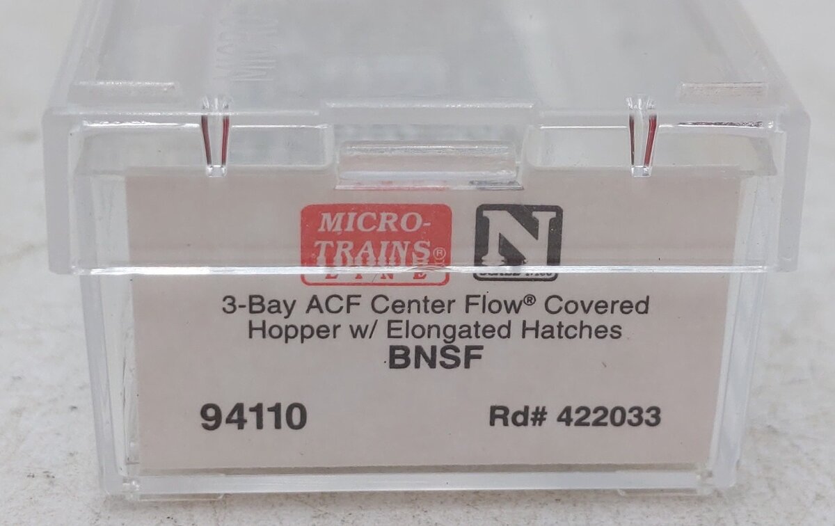 Micro-Trains 09400110 N Scale BNSF 3-Bay Centerflow Covered Hopper #422033