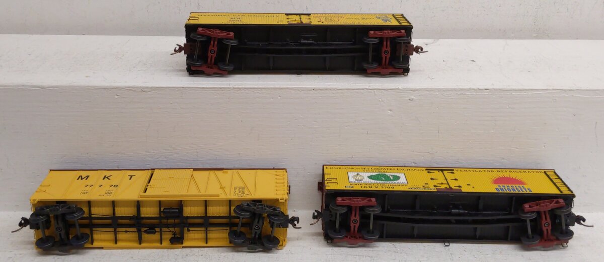 S-Helper S Scale Assorted Freight Cars #1801, 77778, 3700 [3] LN