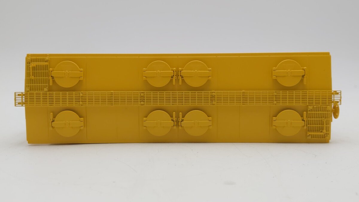 S-Helper Service 00085 S Scale Chessie PS-2 2-Bay Hopper CSXT #226403 LN/Box