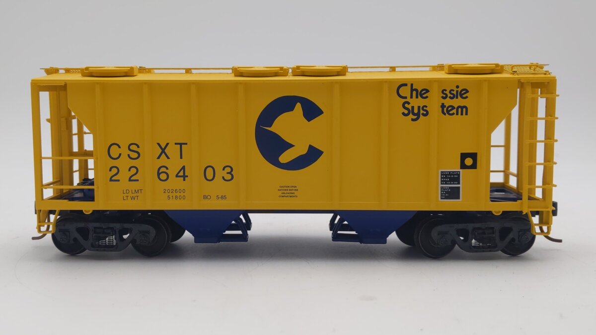 S-Helper Service 00085 S Scale Chessie PS-2 2-Bay Hopper CSXT #226403 LN/Box