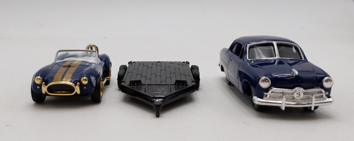 Ertl B316UO 1:43 Scale Eastwood Automobilia 1949 Ford Shelby Cobra & Trailer Car NIB