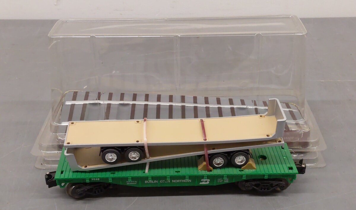 Menards 279-0771 Burlington Northern Flat Car with 2 Flatbed Trailers LN/Box