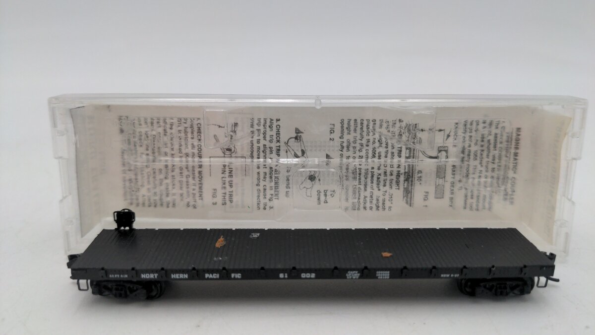 Micro-Trains 04400020 N Northern Pacific 50' Straight Side Flatcar #61002 EX/Box