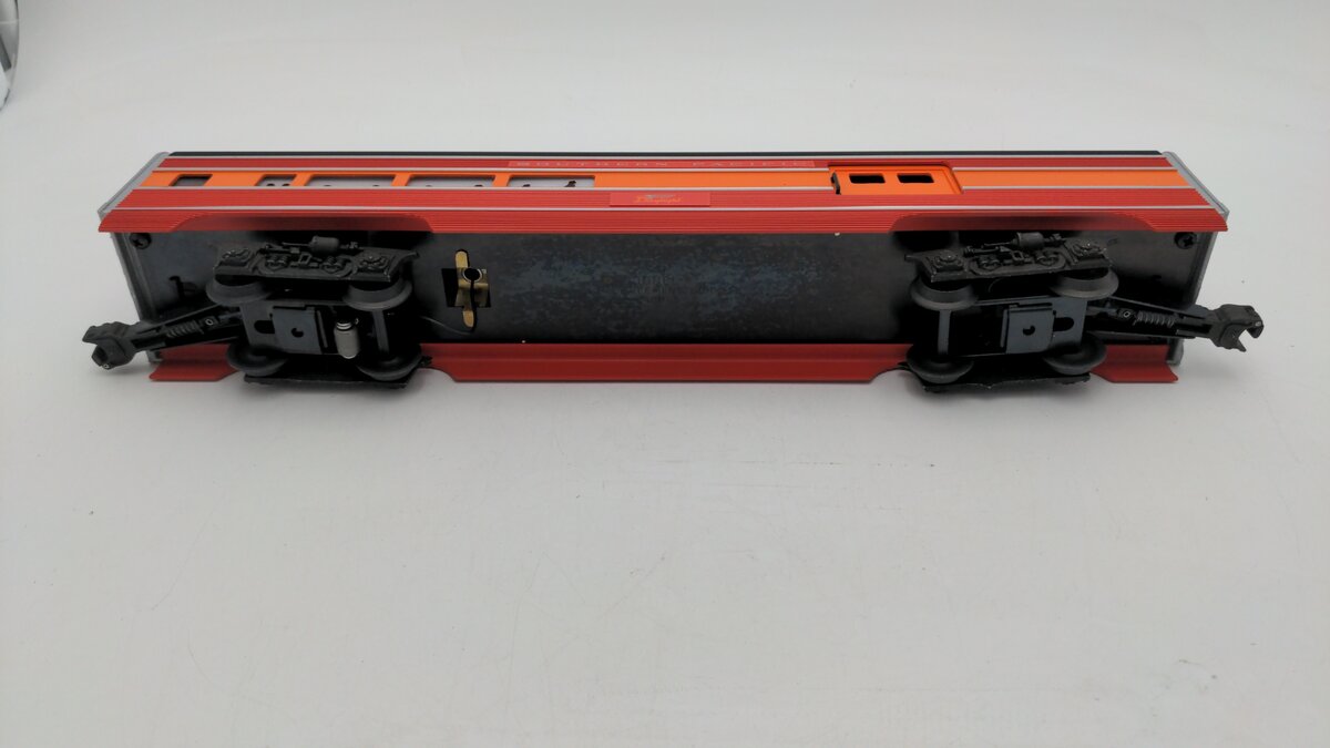 Lionel 6-9590 O Gauge Southern Pacific Daylight Illuminated Aluminum Combo Car EX/Box