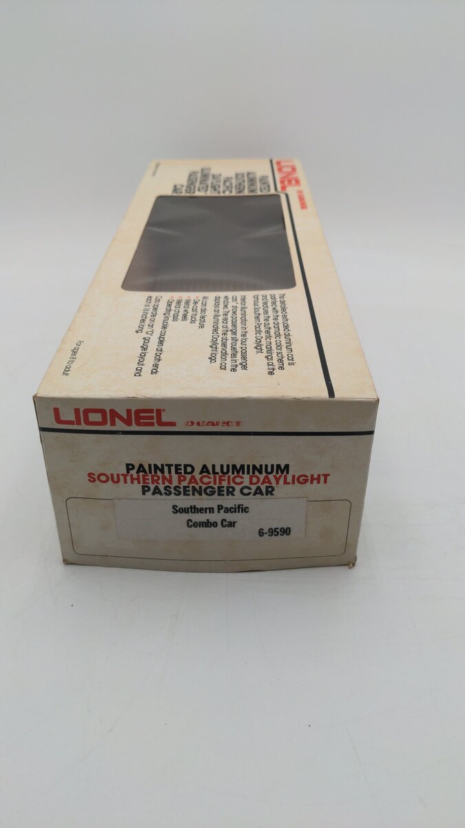 Lionel 6-9590 O Gauge Southern Pacific Daylight Illuminated Aluminum Combo Car EX/Box