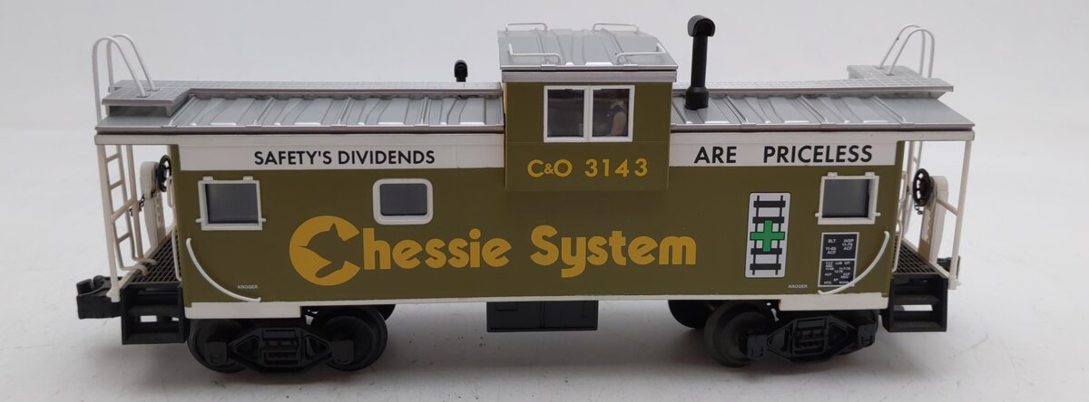 MTH 20-90012F O Gauge Chessie Extended Vision Caboose #3143 LN