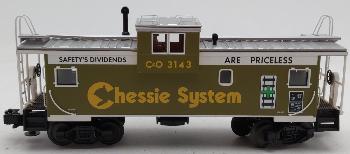MTH 20-90012F O Gauge Chessie Extended Vision Caboose #3143 LN