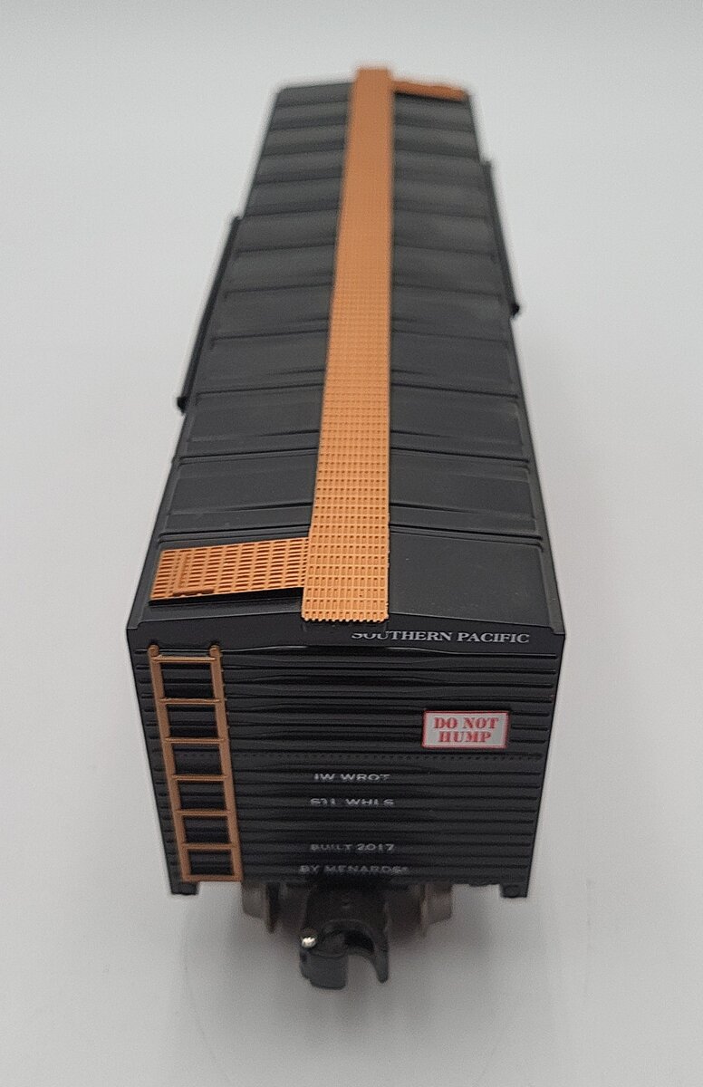 Menards 279-3981 O Southern Pacific Boxcar #5028 LN/Box