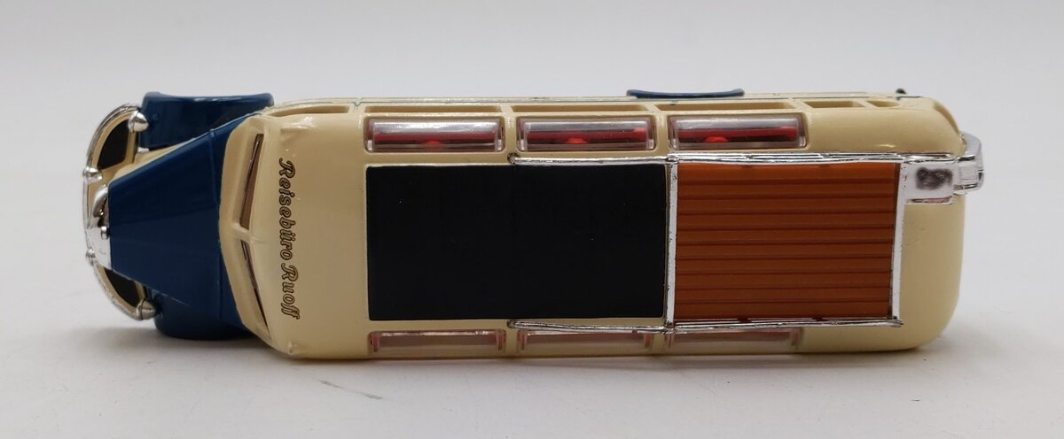Matchbox 1:50 Scale DY-S 10 1950 Mercedes-Benz Diesel Omnibus Type 0-3500 NIB