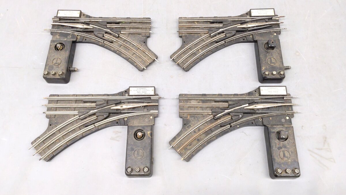 Lionel O22 [3] Left-Hand & [1] Right-Hand Electric Remote Switches [4]