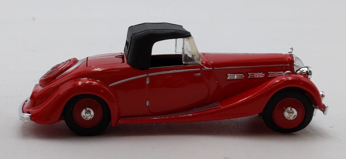Matchbox 1:50 Scale DY-S17 1839 Triumph Dolomite Special Edition Sonderedition NIB