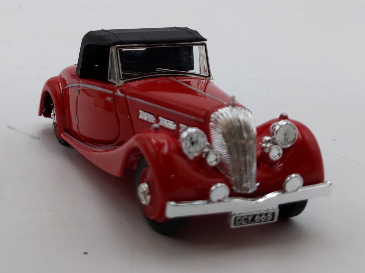 Matchbox 1:50 Scale DY-S17 1839 Triumph Dolomite Special Edition Sonderedition NIB