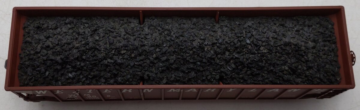 Des Plaines Hobbies 15143 "S" Scale Western Maryland 3-Bay Hopper w/ Coal Load EX/Box