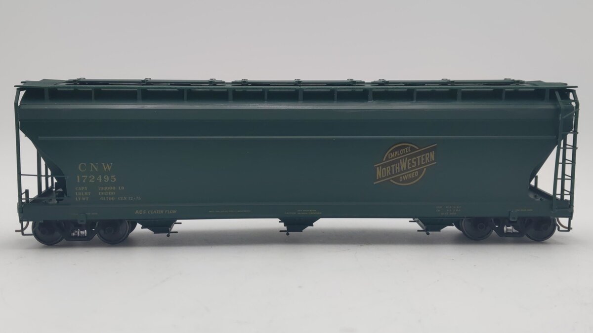 Pacific Rail CH-660 S Scale CNW 3-Bay Covered Hopper #172495 EX/Box