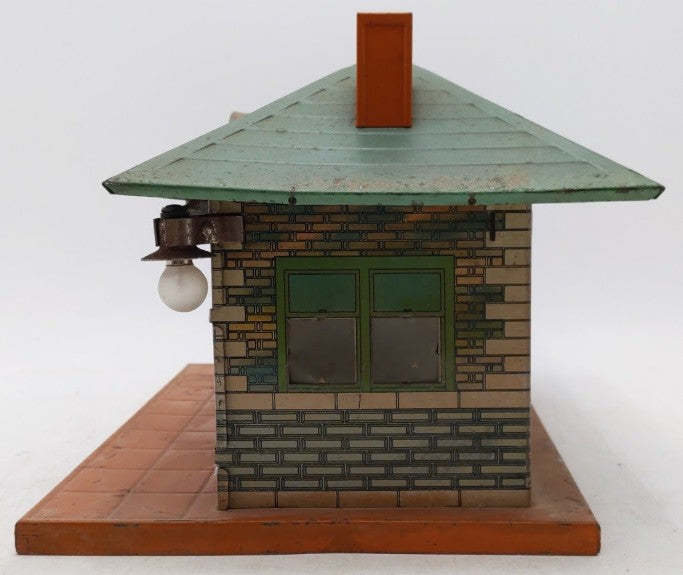 American Flyer 102 Vintage Standard Gauge Lighted Central Station