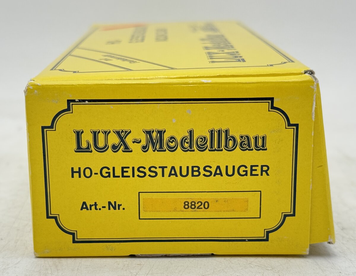 LUX-Modellbau 8820 HO Rail Sliding Wagon Track Vacuum Cleaning Car - Digital EX/Box