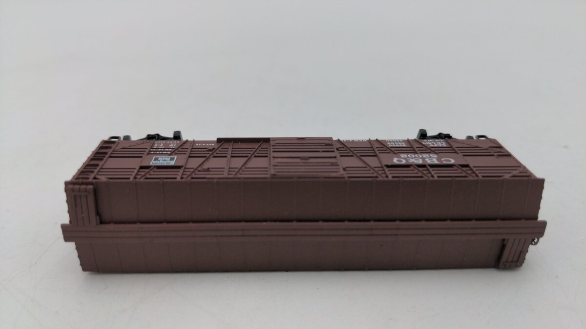 Micro-Trains 03500130 N CB&Q 40' Despatch Stock Car #52002 EX/Box
