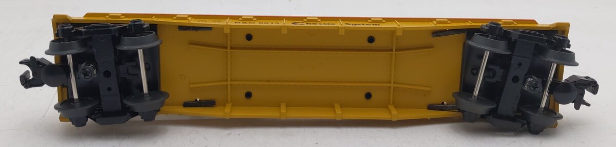 MTH 30-76055 O Gauge Chessie Flatcar w/Two 2000 Ford Thunderbirds #8813 EX